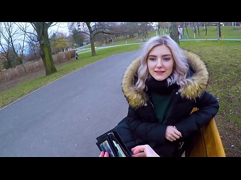 ❤️ Shlogtar cum te strainséir ar airgead - blowjob sa pháirc le Eva Elfie ❤️ Físeán porn uainn ga.porn-mz-com.ru ❌️